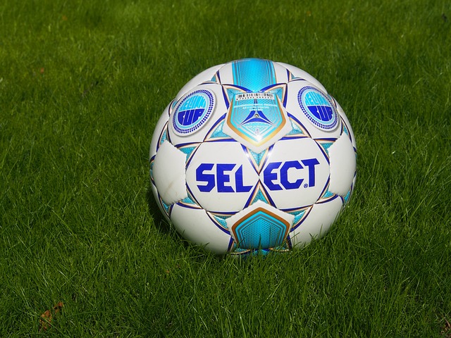 通过对球迷 通过对球迷